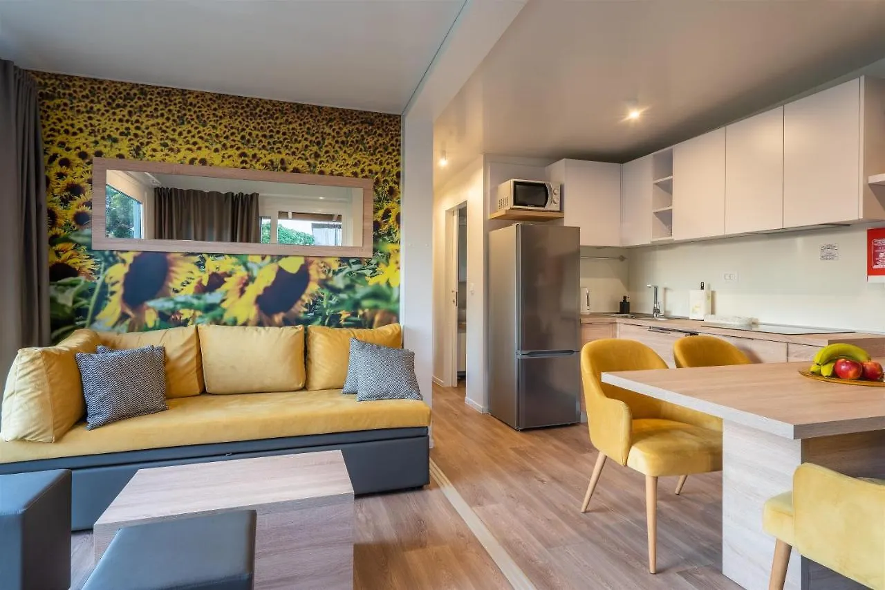 Giardino Sukosan - New Mobile Houses In Olive Garden, Ev Plug-In Station 0*,